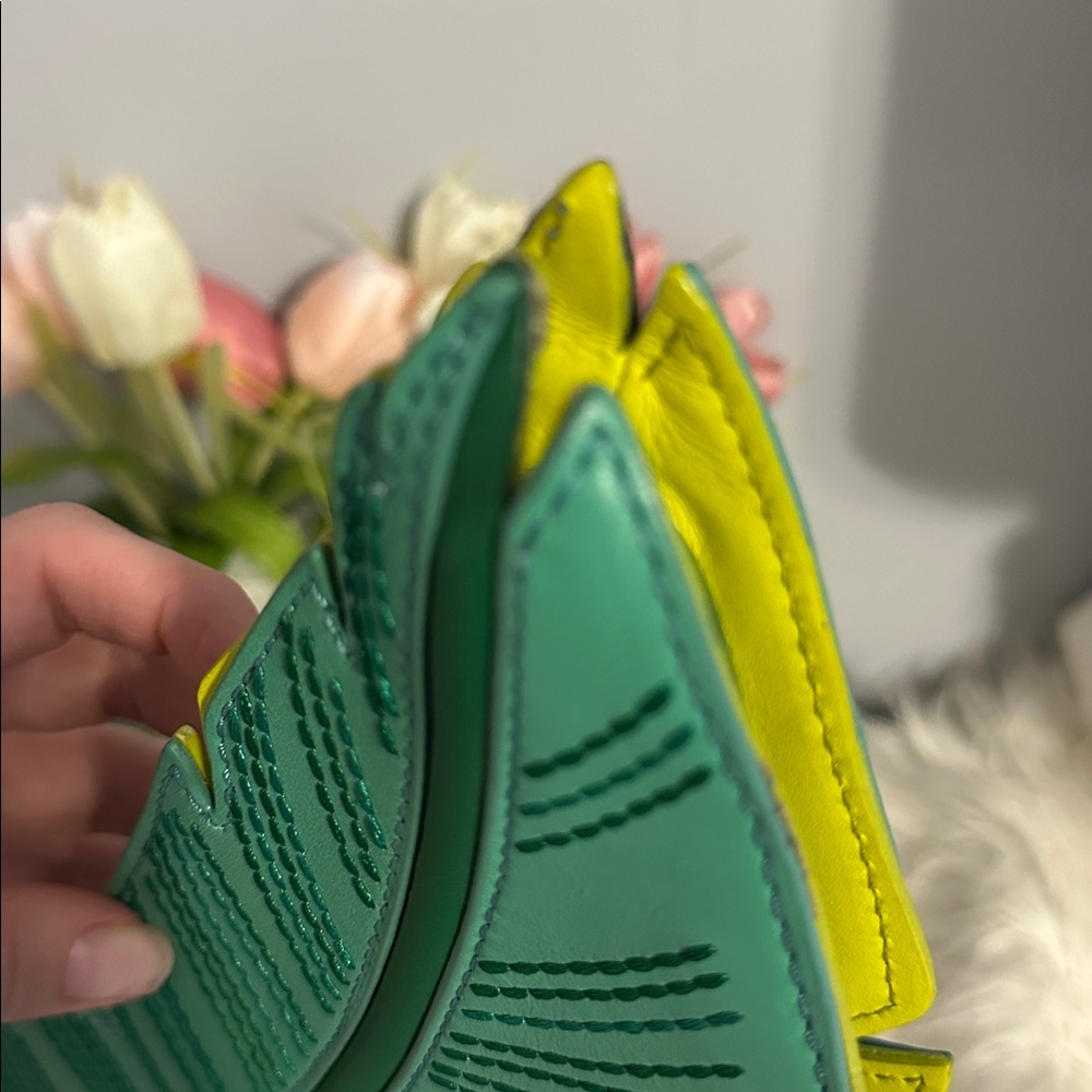 Kate spade banana leaf clutch - Picture 14 of 16